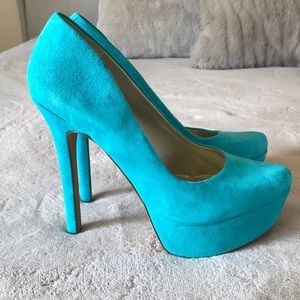 NWOT Jessica Simpson Turquoise Pumps
